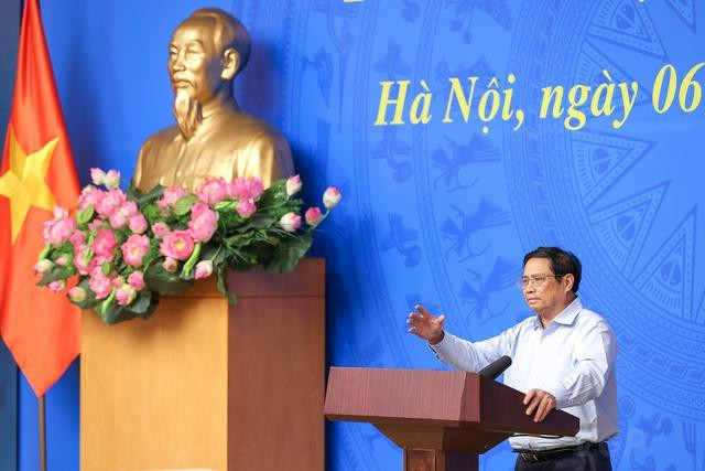 Thủ tướng Phạm Minh Chính phát biểu chỉ đạo tại phiên họp Thủ tướng Phạm Minh Chính phát biểu chỉ đạo tại phiên họp