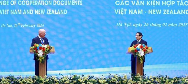 Thủ tướng Phạm Minh Chính và Thủ tướng New Zealand Christopher Luxon tuyên bố nâng cấp quan hệ Việt Nam- New Zealand lên Đối tác Chiến lược toàn diện