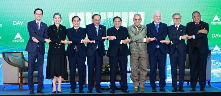 Thủ tướng Phạm Minh Chính và các đại biểu tại Phiên toàn thể cấp cao Diễn đàn tương lai ASEAN 2025