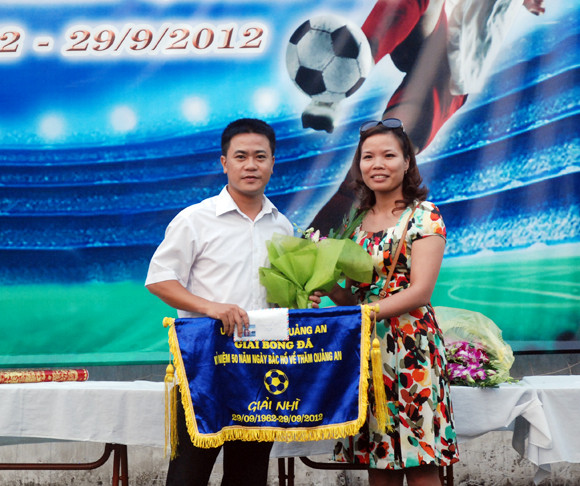 Đội Báo ANTĐ đăng quang đầy thuyết phục ảnh 16