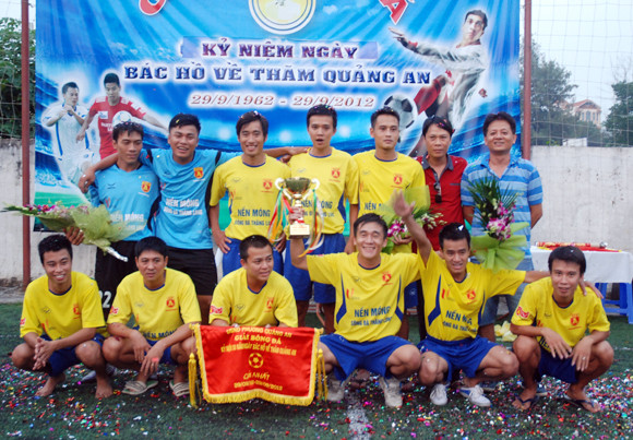 Đội Báo ANTĐ đăng quang đầy thuyết phục ảnh 17