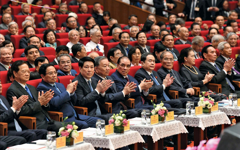 Các đồng chí lãnh đạo, nguyên lãnh đạo Đảng, Nhà nước tham dự buổi gặp mặt (Ảnh: ĐBND)