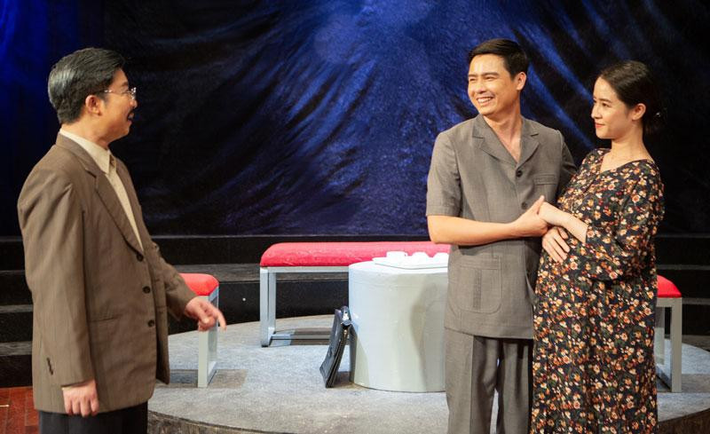 Vở diễn có nhiều tình huống bất ngờ, éo le.