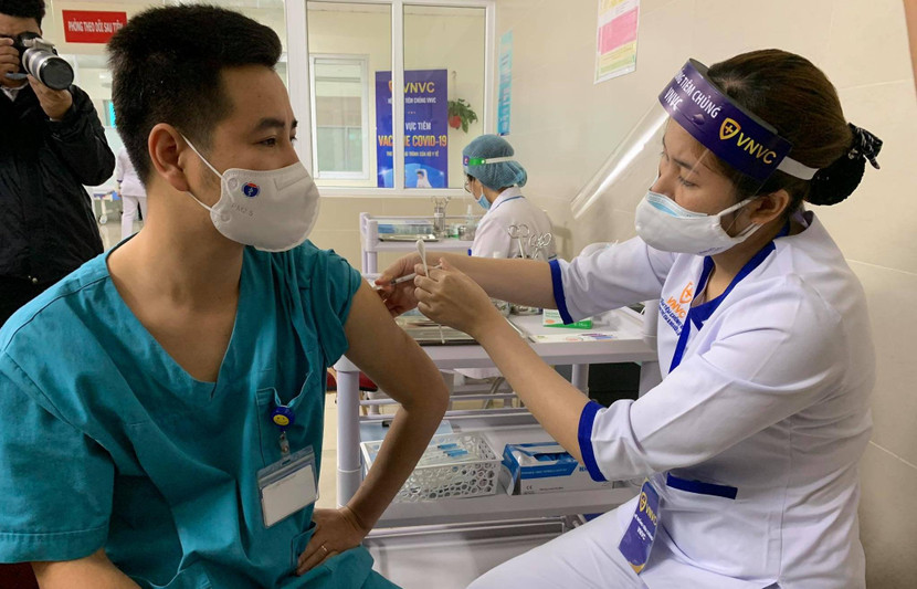 Tiêm vaccine phòng Covid-19 diện rộng để hướng tới miễn dịch cộng đồng