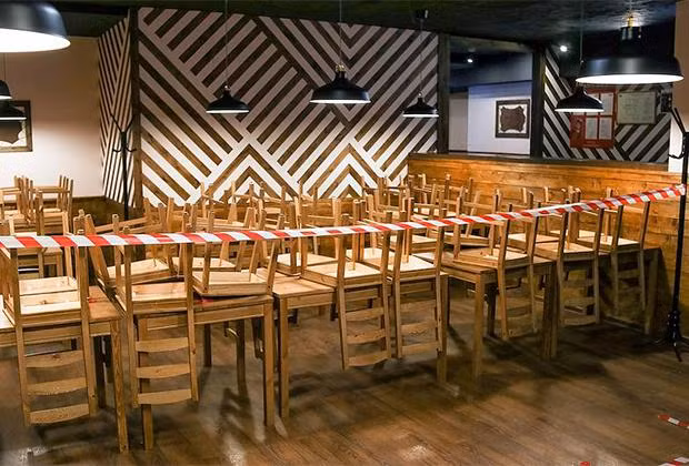 Lĩnh vực dịch vụ chịu ảnh hưởng nặng nề do lệnh đóng cửa tại Nga