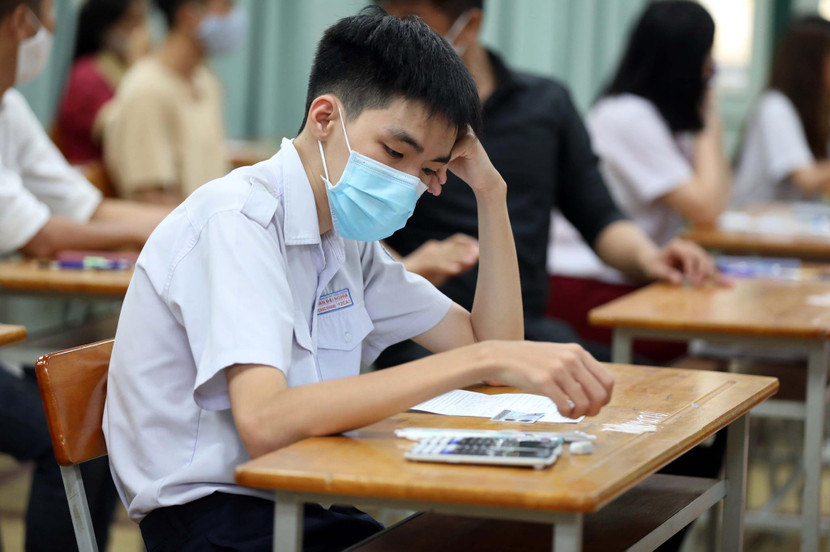 Người học thực hiện những hành vi gian lận trong thi cử thì bị xử lý theo quy chế của cơ sở giáo dục (Ảnh minh họa) Người học thực hiện những hành vi gian lận trong thi cử thì bị xử lý theo quy chế của cơ sở giáo dục (Ảnh minh họa)