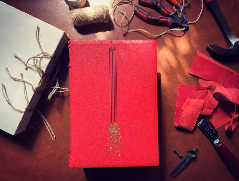 Bìa sách của bản "Bố già" được làm thủ công