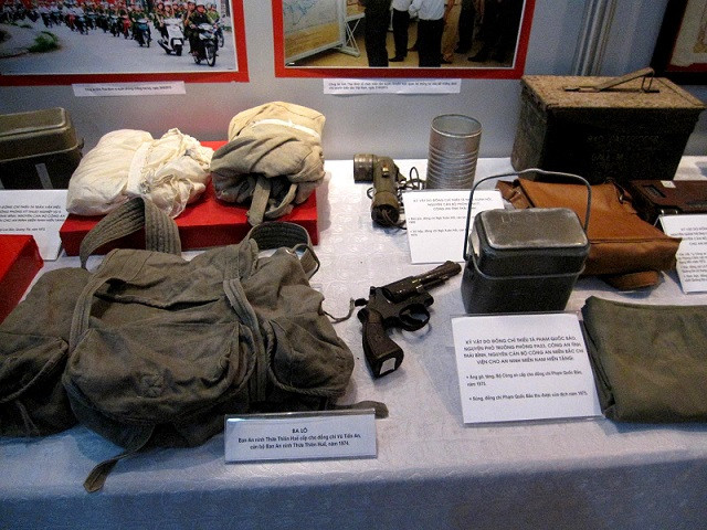 Tiếp nhận kỷ vật lịch sử CAND của các tỉnh Hà Nam - Nam Định - Thái Bình ảnh 1