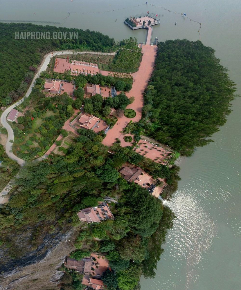 Toàn cảnh Khu Di tích Bạch Đằng Giang