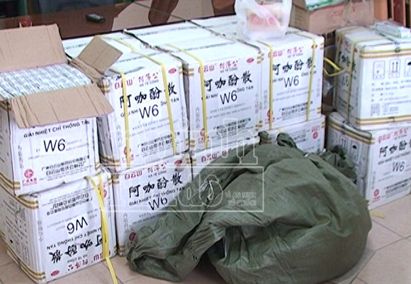 Thuốc tân dược không rõ nguồn gốc “ngang nhiên” vào thành phố ảnh 4
