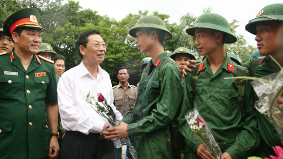 Huyện Đông Anh: 220 tân binh nô nức lên đường nhập ngũ ảnh 4