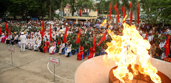 Huyện Đông Anh: 220 tân binh nô nức lên đường nhập ngũ ảnh 2