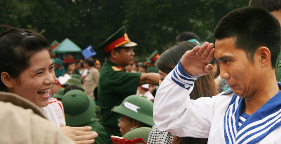 Huyện Đông Anh: 220 tân binh nô nức lên đường nhập ngũ ảnh 7