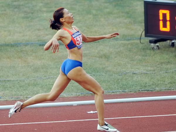 ASIAD 2014: Vũ Thị Hương bị truất ngôi Á quân 200m nữ ảnh 1