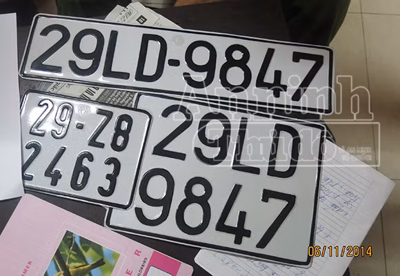 Biển kiểm soát làm giả… y như thật ảnh 3