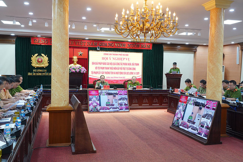 Toàn cảnh hội nghị