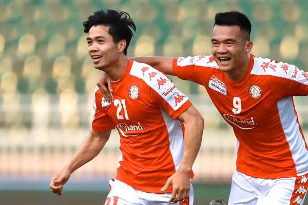 Công Phượng ghi dấu ấn trong chiến thắng ngược của TP.HCM trước Bà Rịa Vũng Tàu Công Phượng ghi dấu ấn trong chiến thắng ngược của TP.HCM trước Bà Rịa Vũng Tàu