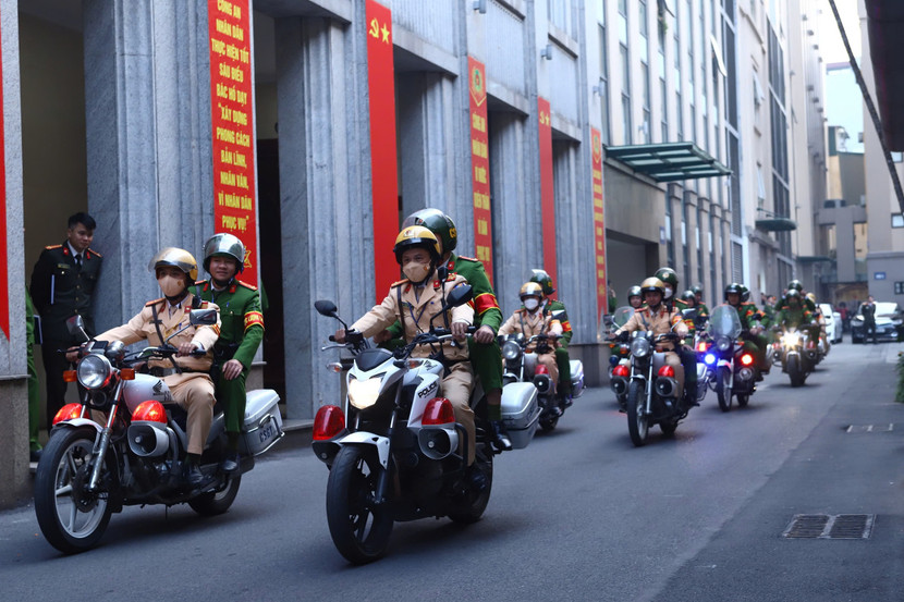 Công an Hà Nội ra quân đảm bảo an ninh trật tự Công an Hà Nội ra quân đảm bảo an ninh trật tự
