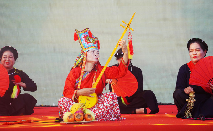 Trình diễn nghệ thuật hát Then, đàn Tính của đồng bào dân tộc Tày. Ảnh: Hoàng Tâm Trình diễn nghệ thuật hát Then, đàn Tính của đồng bào dân tộc Tày. Ảnh: Hoàng Tâm