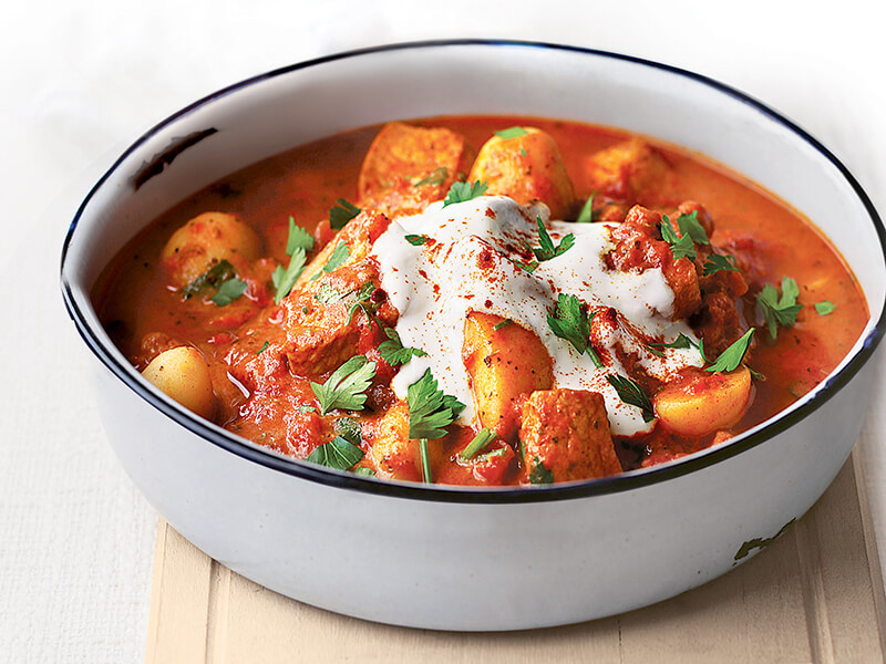 Goulash là một trong những món ăn nổi tiếng nhất trong nền ẩm thực Hungary Goulash là một trong những món ăn nổi tiếng nhất trong nền ẩm thực Hungary