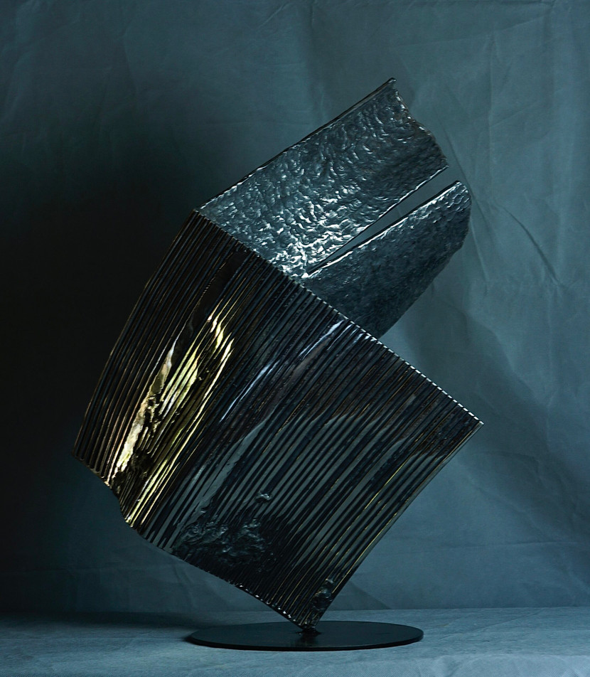 Đinh Duy Tôn, “Duyên này thì giữ vật này của chung”.