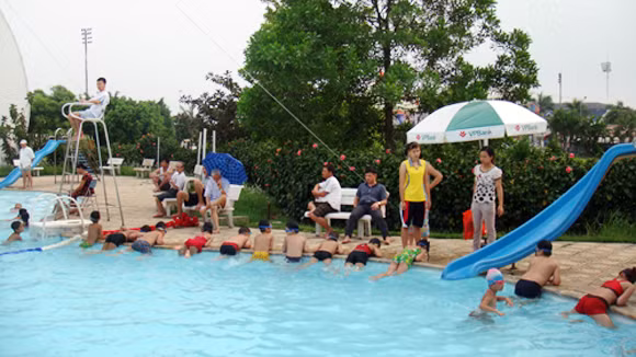 Những công trình thể thao triệu đô biến dạng vì kiếm tiền ảnh 13