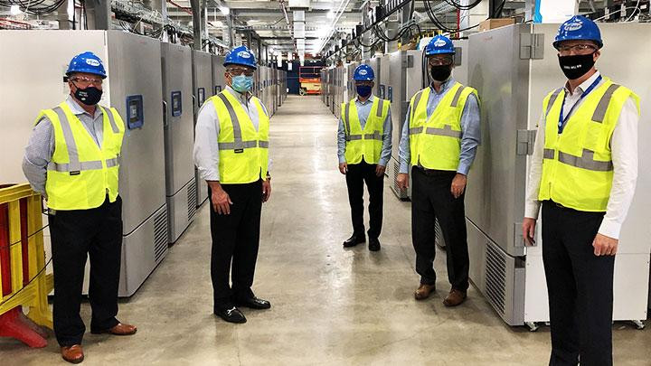 Nhà máy trữ đông vaccine ngừa Covid-19 của Hãng Pfizer tại Mỹ