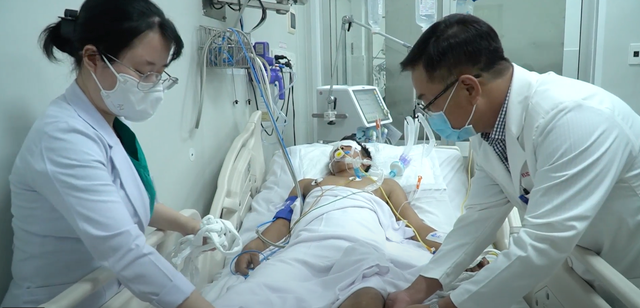 Một bệnh nhân ngộ độc botulinum điều trị tại TP HCM