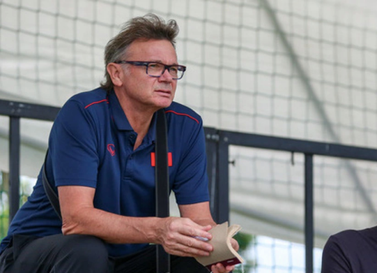 HLV Troussier quan tâm tới các đối thủ tiềm năng của U23 Việt Nam tại SEA Games 32 HLV Troussier quan tâm tới các đối thủ tiềm năng của U23 Việt Nam tại SEA Games 32