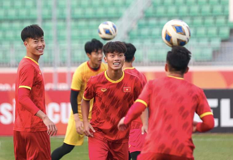 U20 Việt Nam hứng khởi tập luyện trước trận quyết đấu U20 Iran, ngày 7-3 tới