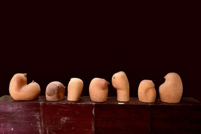 Bộ tượng "Đông về" của nhà điêu khắc Triệu Ngọc Thạch có 1 tác phẩm bị mất và 1 tác phẩm bị vỡ Bộ tượng "Đông về" của nhà điêu khắc Triệu Ngọc Thạch có 1 tác phẩm bị mất và 1 tác phẩm bị vỡ