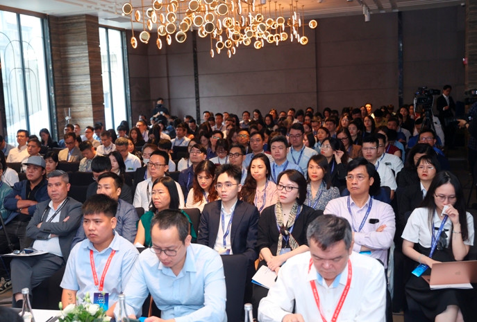 Các đại biểu tham dự tọa đàm góp ý dự thảo Luật Bảo vệ dữ liệu cá nhân