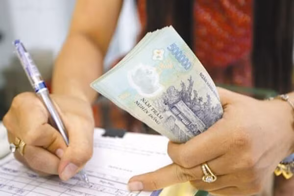 Đề xuất cân nhắc quy định mức xử phạt không lập biên bản Đề xuất cân nhắc quy định mức xử phạt không lập biên bản