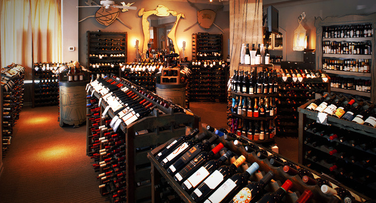 Thu hồi giấy phép phân phối rượu của 2 doanh nghiệp Thu hồi giấy phép phân phối rượu của 2 doanh nghiệp