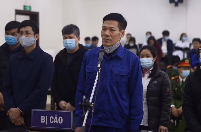 Bị cáo Nguyễn Nhật Cảm - cựu Giám đốc CDC Hà Nội tại phiên tòa.