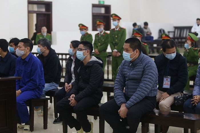 Các bị cáo giữ vai trò đồng phạm với cựu Giám đốc CDC Hà Nội Nguyễn Nhật Cảm.