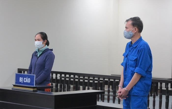 Nguyễn Văn Tân và đồng phạm bị đưa ra xét xử tại phiên tòa.