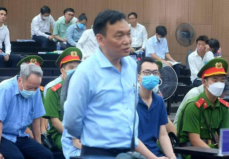 Bị cáo Nguyễn Đại Dương khai báo tại phiên tòa. Bị cáo Nguyễn Đại Dương khai báo tại phiên tòa.