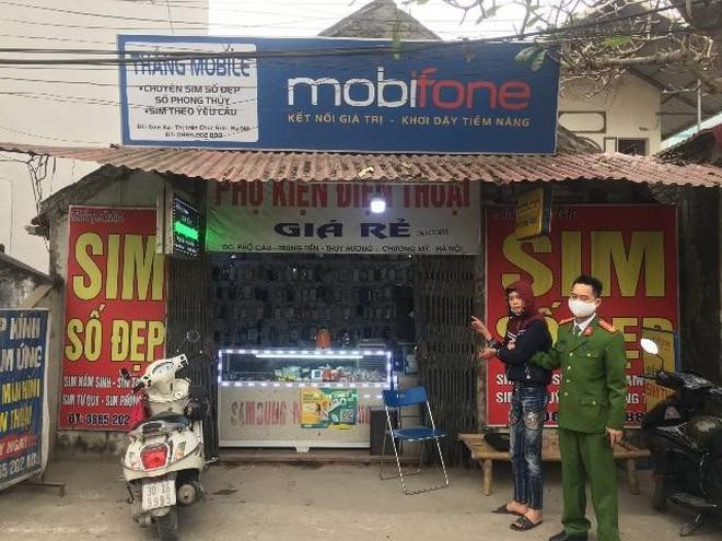 Cơ quan điều tra dẫn giải đối tượng đến địa chỉ tiêu thụ tài sản phi pháp Cơ quan điều tra dẫn giải đối tượng đến địa chỉ tiêu thụ tài sản phi pháp