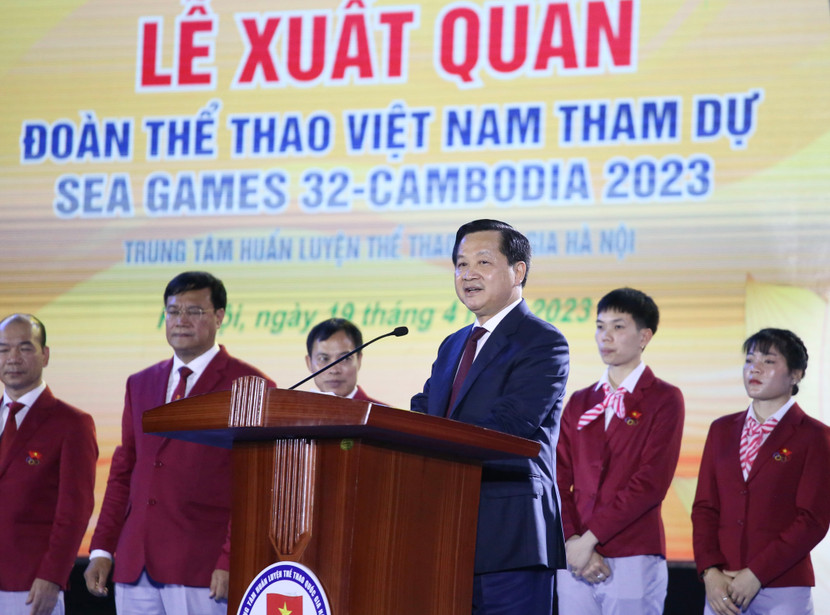 Đồng chí Lê Minh Khái - Phó Thủ tướng Chính phủ phát biểu tại lễ xuất quân Đoàn thể thao Việt Nam dự SEA Games 32