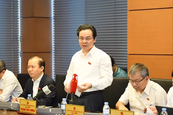 Đại biểu Hoàng Văn Cường (tổ Hà Nội) Đại biểu Hoàng Văn Cường (tổ Hà Nội)