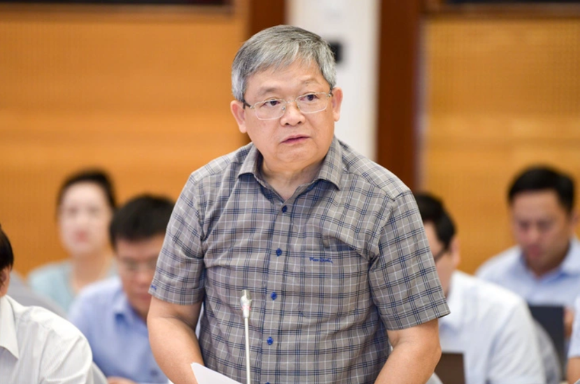 Thiếu tướng Hoàng Anh Tuyên - Phó Chánh Văn phòng Bộ Công an trả lời báo chí