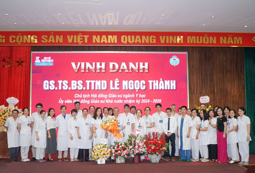 Bệnh viện E tổ chức vinh danh GS.TS Lê Ngọc Thành
