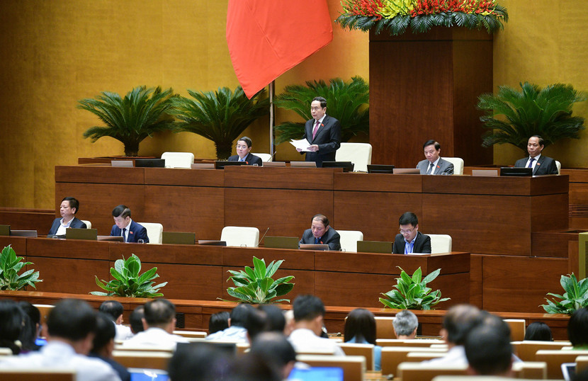 Chủ tịch Quốc hội Trần Thanh Mẫn điều hành phiên họp sáng 6-6 Chủ tịch Quốc hội Trần Thanh Mẫn điều hành phiên họp sáng 6-6