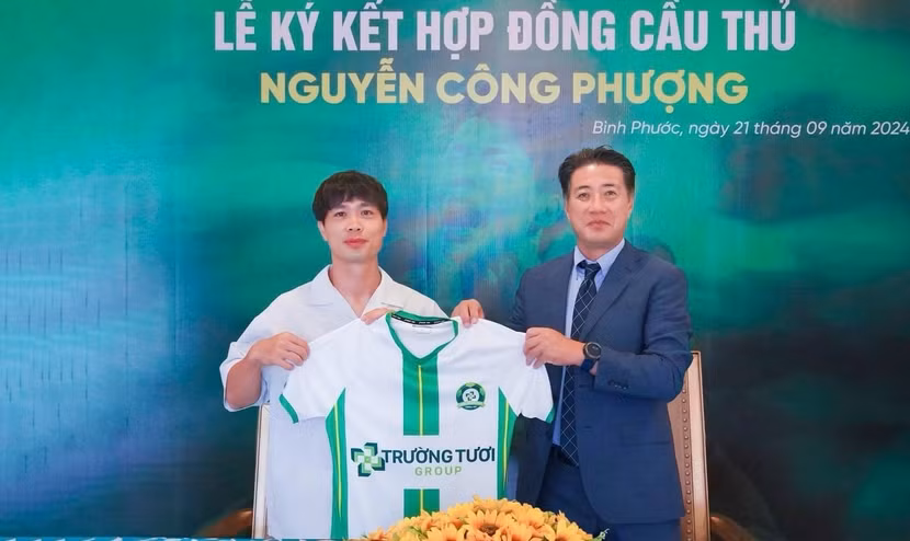 Không thể trụ lại Nhật Bản, Công Phượng hồi hương thi đấu cho CLB Bình Phước ở giải hạng Nhất quốc gia 2024/25
