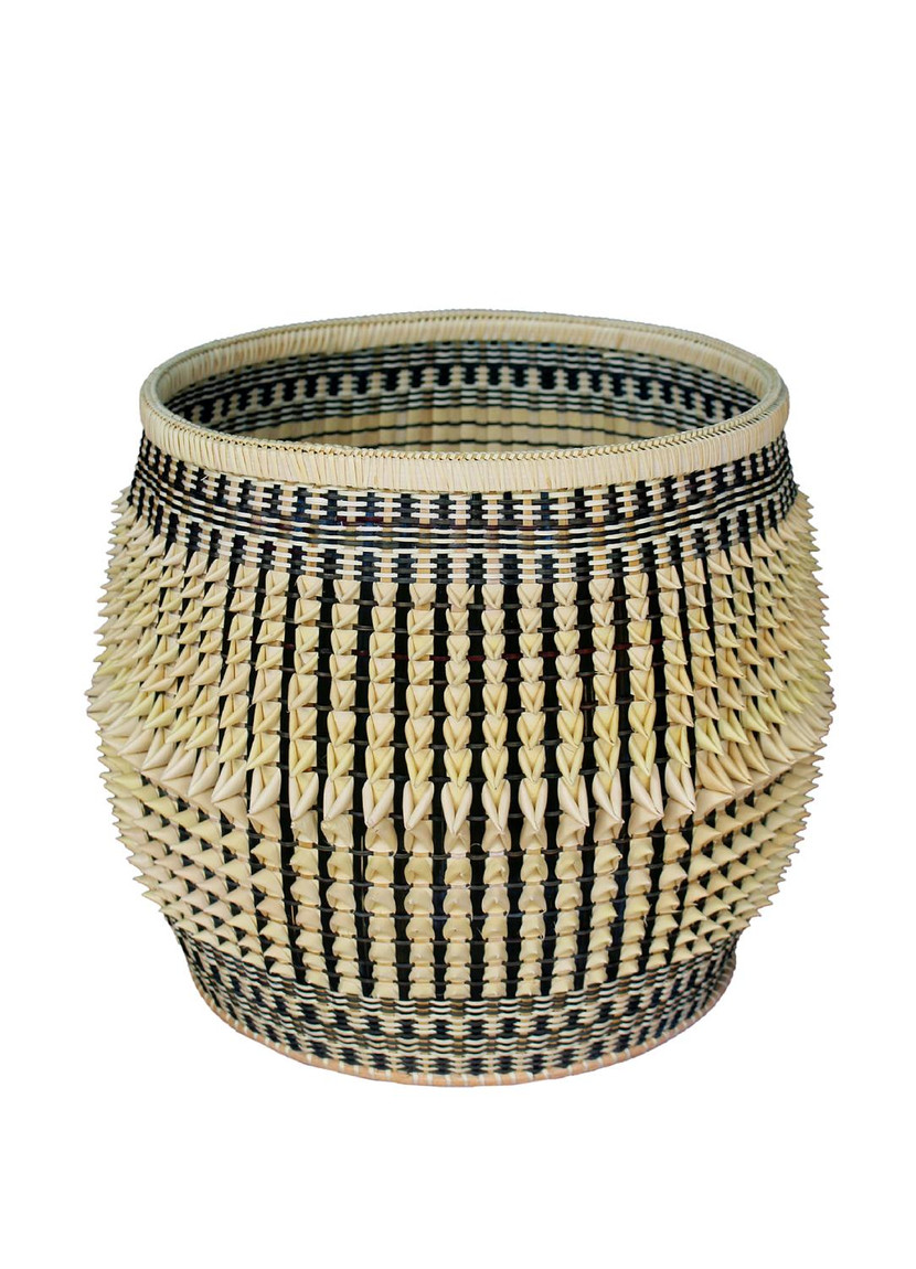 Tác phẩm "Bình hoa đan tre" của tác giả Nguyễn Văn Tĩnh (Hà Nội) đoạt giải Nhì, loại hình Sản phẩm ứng dụng. Tác phẩm "Bình hoa đan tre" của tác giả Nguyễn Văn Tĩnh (Hà Nội) đoạt giải Nhì, loại hình Sản phẩm ứng dụng.