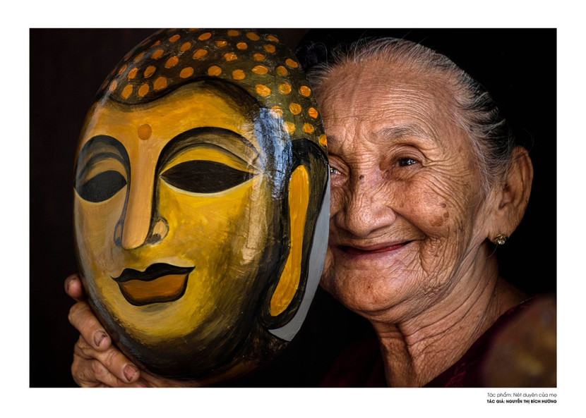 Tác phẩm "Lễ hội pháo hoa quốc tế Đà Nẵng (Đỗ Thị Bích Hải) - giải Nhì. Tác phẩm "Lễ hội pháo hoa quốc tế Đà Nẵng (Đỗ Thị Bích Hải) - giải Nhì.