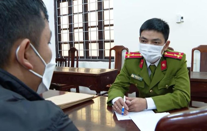 Nhận diện và đánh chặn tội phạm trên không gian mạng (3): Cảnh giác trước những thủ đoạn lừa đảo qua các ứng dụng cho vay trên mạng Internet ảnh 2 Nhận diện và đánh chặn tội phạm trên không gian mạng (3): Cảnh giác trước những thủ đoạn lừa đảo qua các ứng dụng cho vay trên mạng Internet ảnh 2