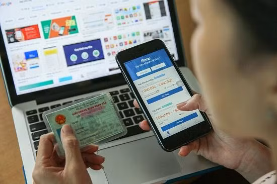 “Tín dụng đen” đã chuyển từ tờ rơi, quảng cáo sang hình thức online “Tín dụng đen” đã chuyển từ tờ rơi, quảng cáo sang hình thức online