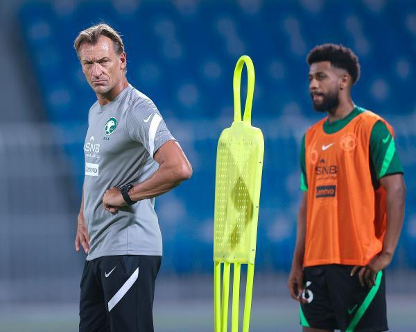 HLV Herve Renard bất bại 14 trận gần nhất tại vòng loại World Cup